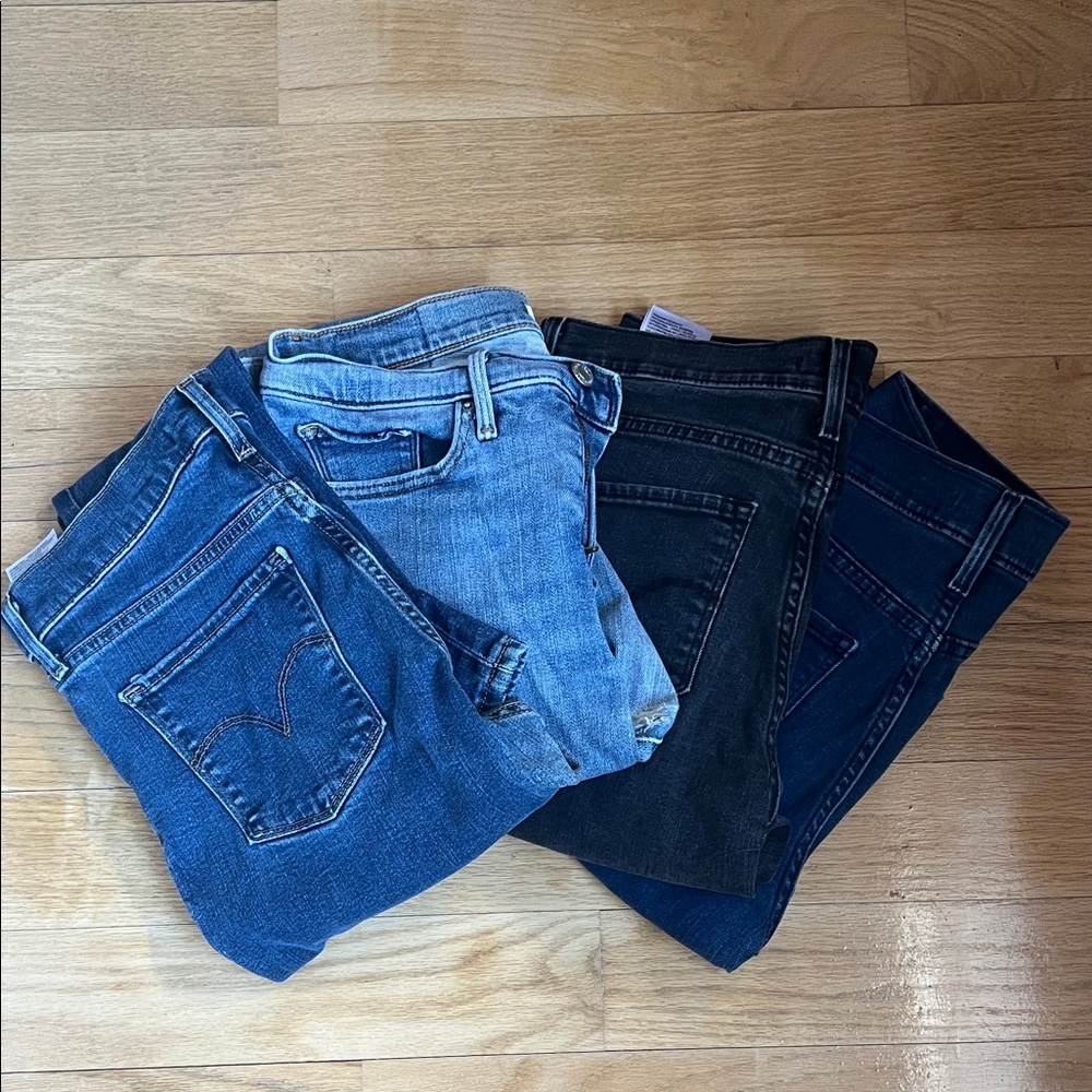 Levi's Classic Blue Denim Jeans